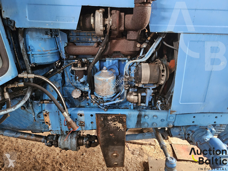Tractor  MTZ Belarus-82