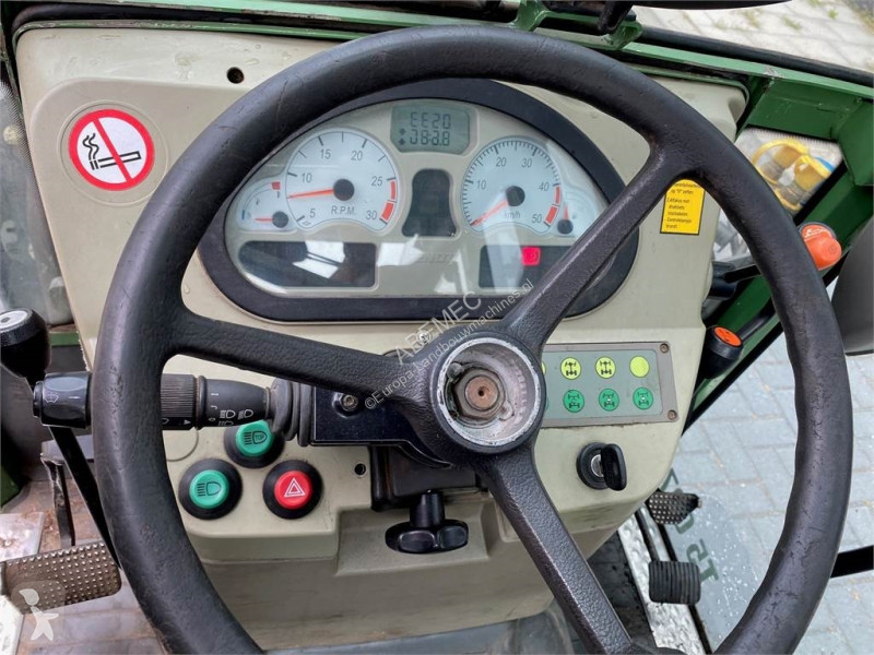 Tracteur agricole Fendt 207 VA
