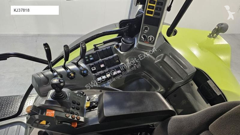 Tractor agrícola Claas Arion 640