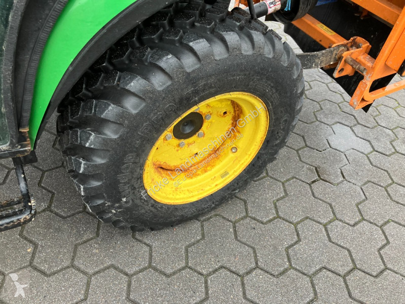 Landbrugstraktor John Deere 2026 R Kompakt
