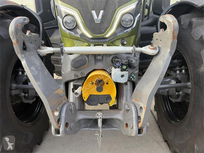 Lantbrukstraktor Valtra N175 Direct