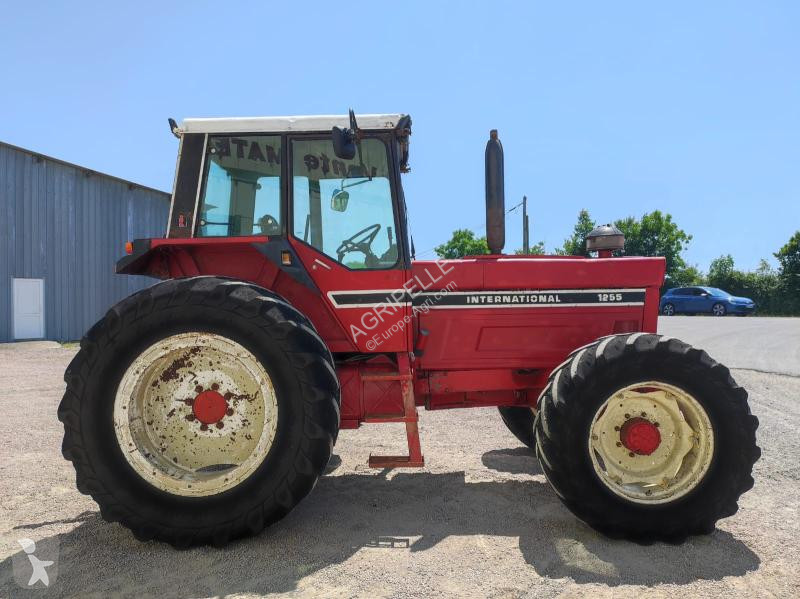 Tracteur agricole Case  IH 1255