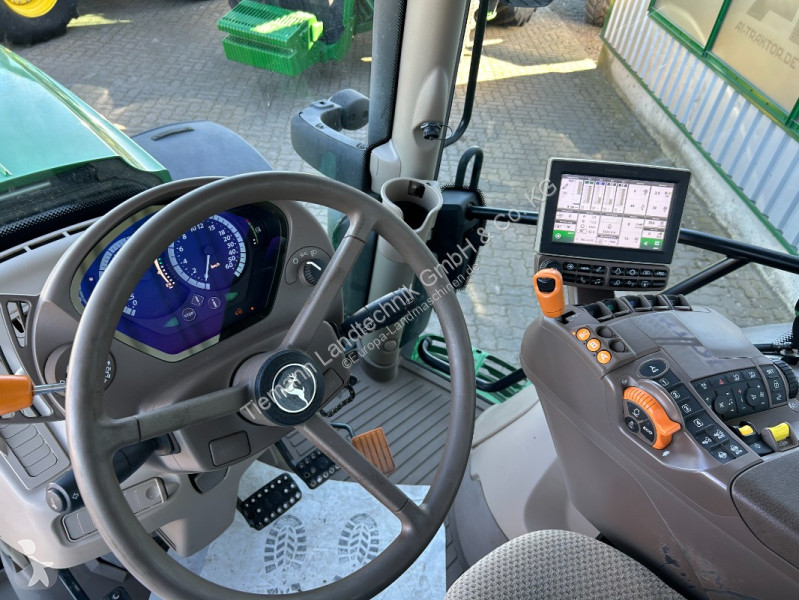 Trattore John Deere 6145R
