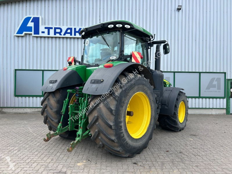 Landbrugstraktor John Deere 8270R