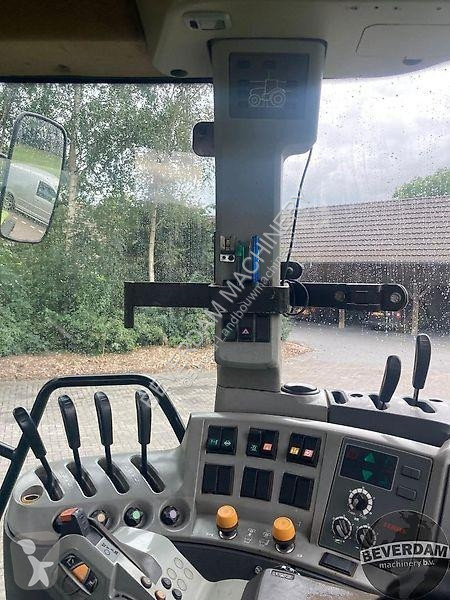 Tractor agrícola Claas Axion 820