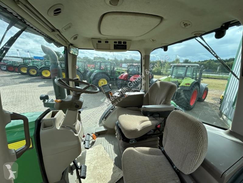 Tractor agrícola John Deere 8310R