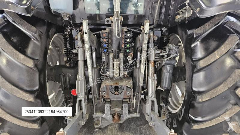 Traktor Valtra N 103