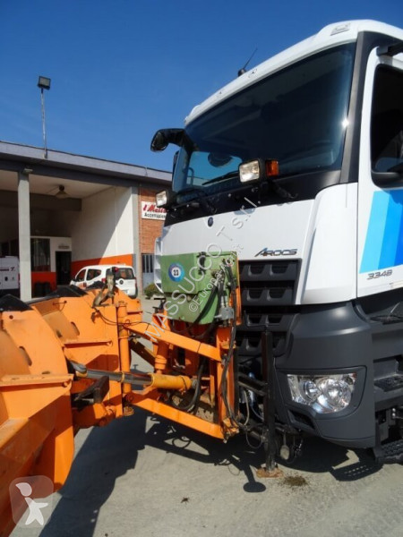 Lantbrukstraktor Mercedes Arocs 3348 - 6X4