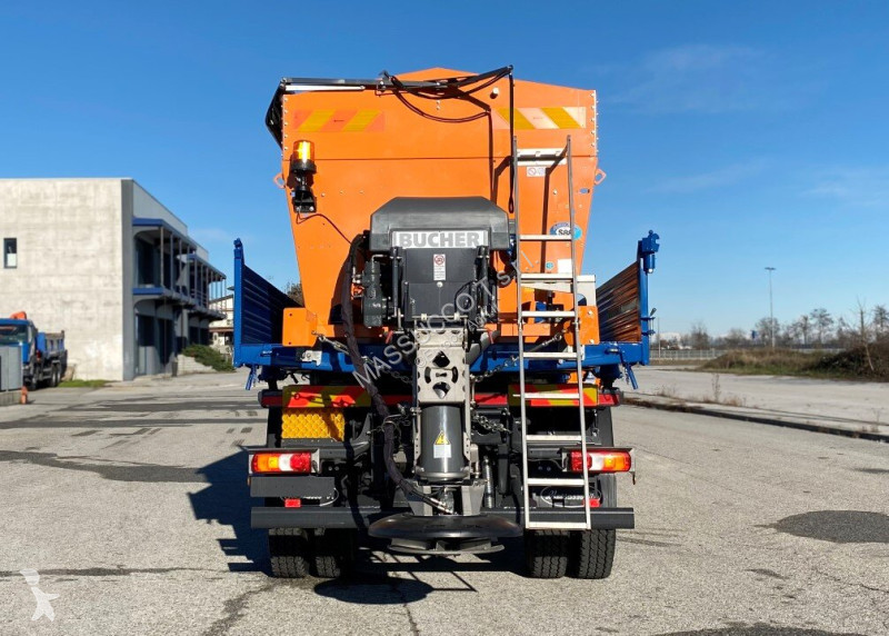 Lantbrukstraktor Mercedes Atego 1524