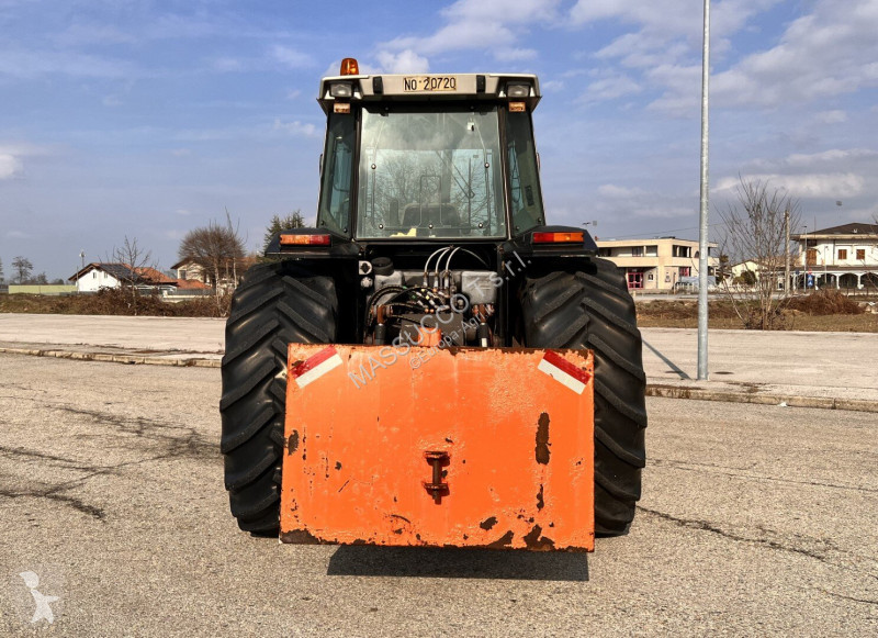 Landbrugstraktor Massey Ferguson MF3655 4X4