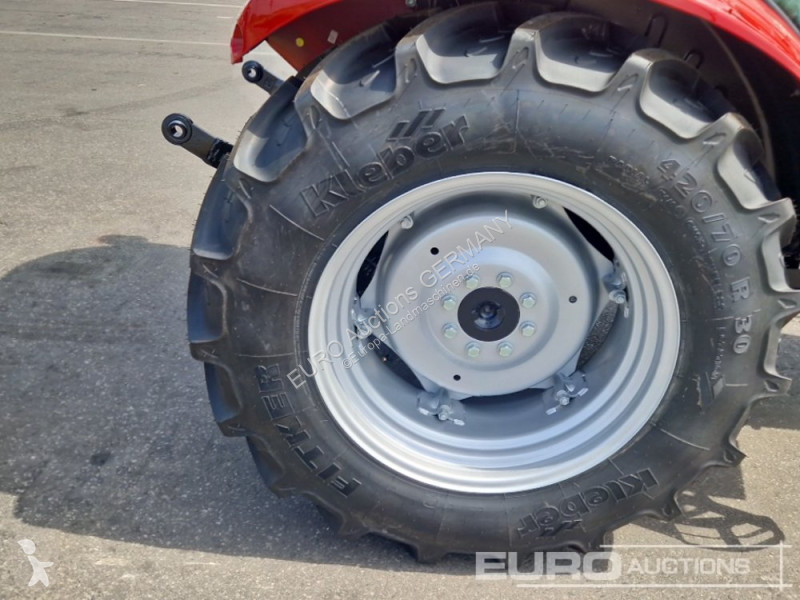 Lantbrukstraktor Case IH Farmhall 75A