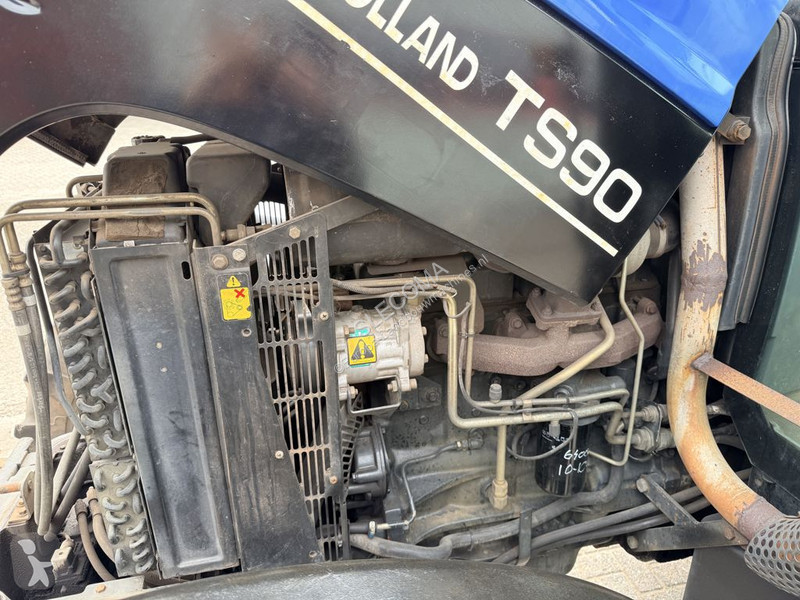 Landbrugstraktor New Holland TS90 4WD