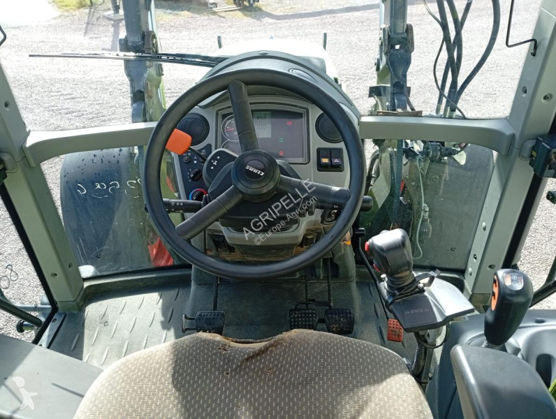 Claas  610C tractor