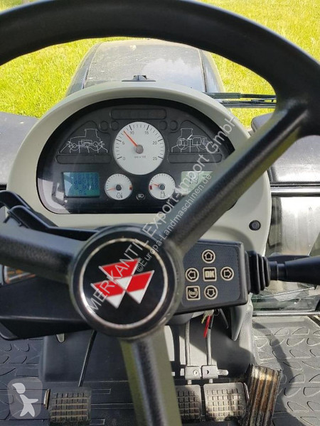 Lantbrukstraktor Massey Ferguson  8480 neuer...