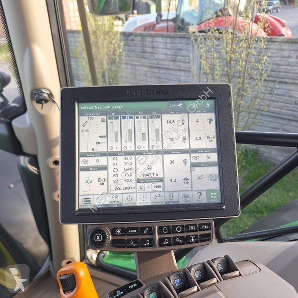 Lantbrukstraktor John Deere 6215R Auto Powr...