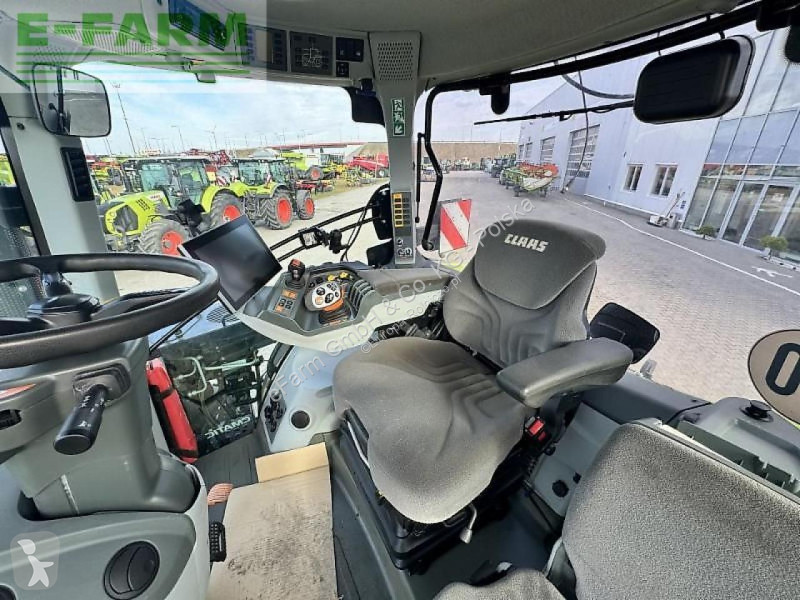Traktor Claas  axion 830