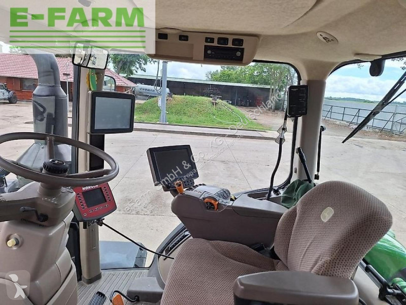 Lantbrukstraktor John Deere 8245R