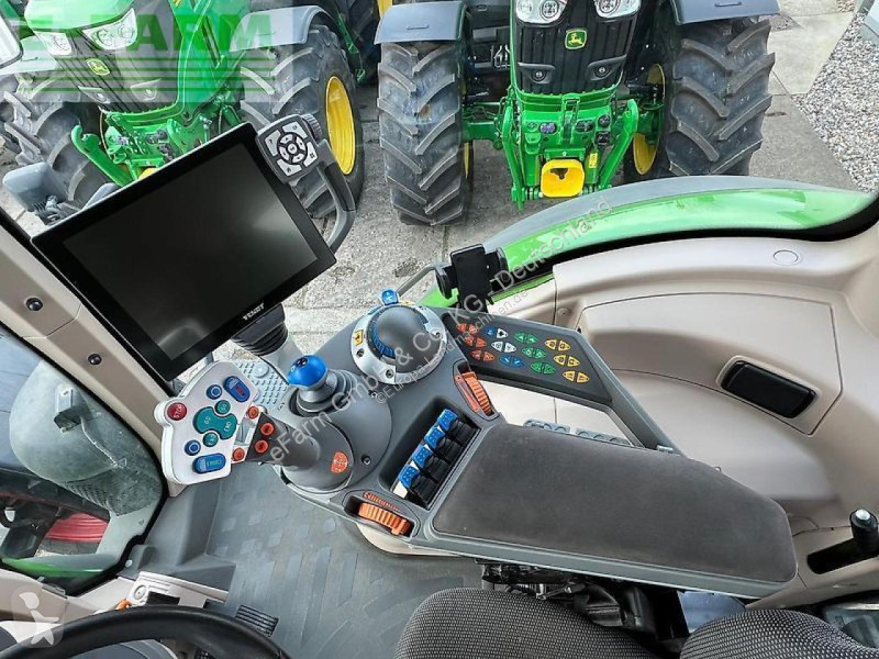 Landbrugstraktor Fendt  826 vario profiplus...