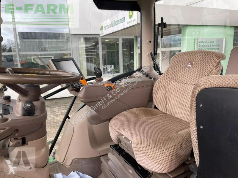 Landbrugstraktor John Deere  6135 r