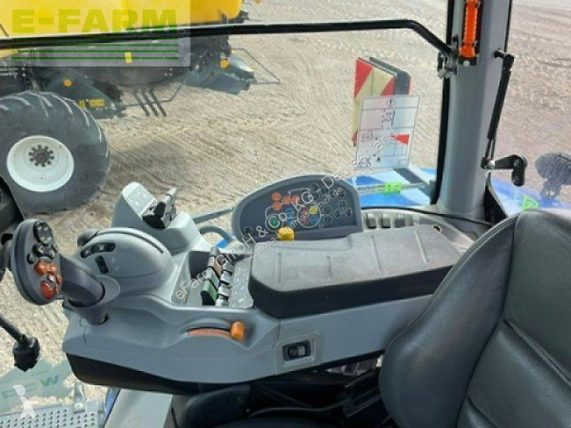 Lantbrukstraktor New Holland  t8.410