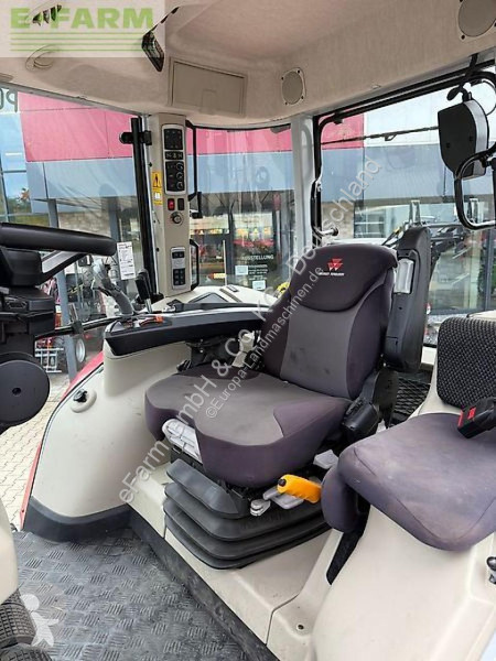 Lantbrukstraktor Massey Ferguson  6s.145 dyna 6