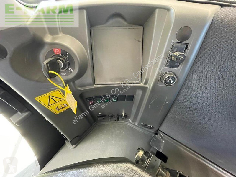 Lantbrukstraktor Claas  xerion 5000 trac vc