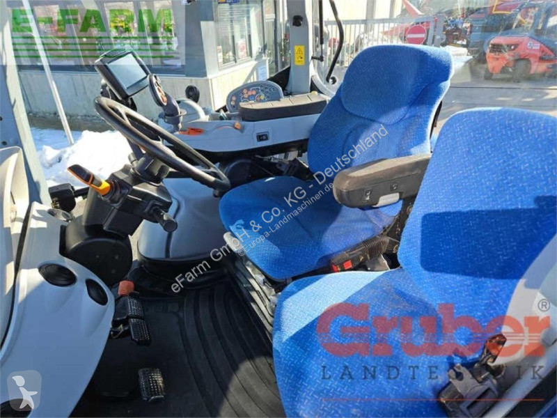 Landbrugstraktor New Holland  t 7.270 ac
