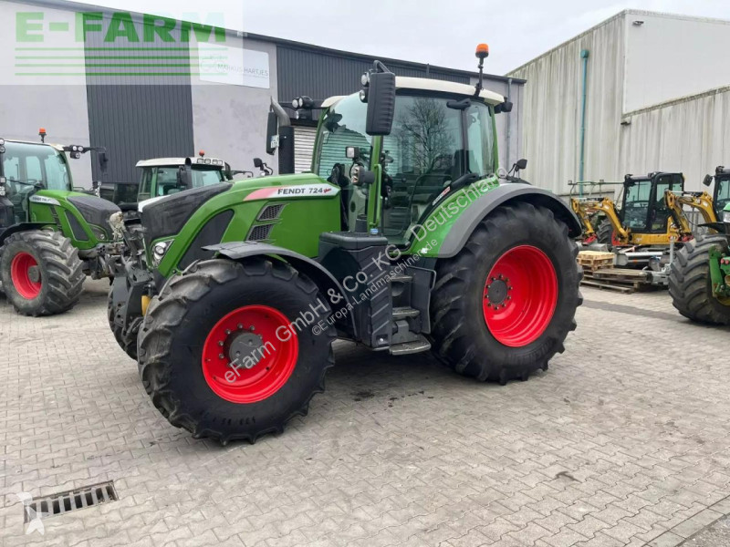 Landbrugstraktor Fendt  724 vario profiplus