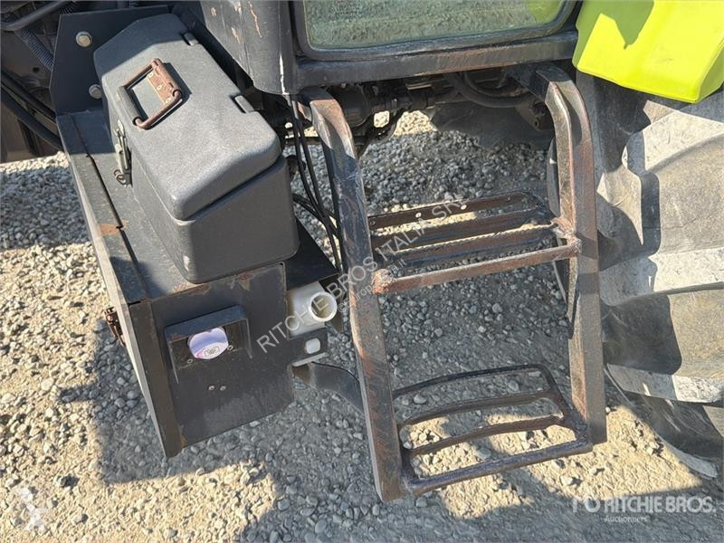 Tractor Claas Axos 340
