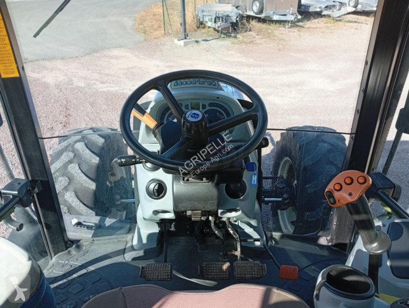 Lantbrukstraktor New Holland  T6080