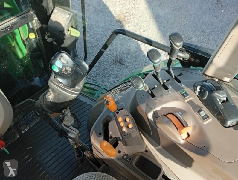 Landbrugstraktor John Deere 6105RC