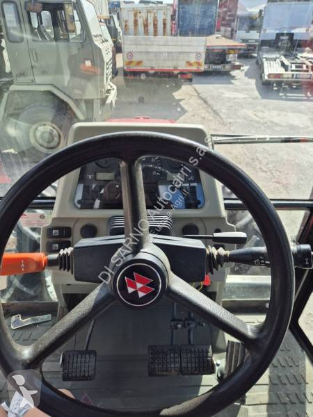 Lantbrukstraktor Massey Ferguson 5435