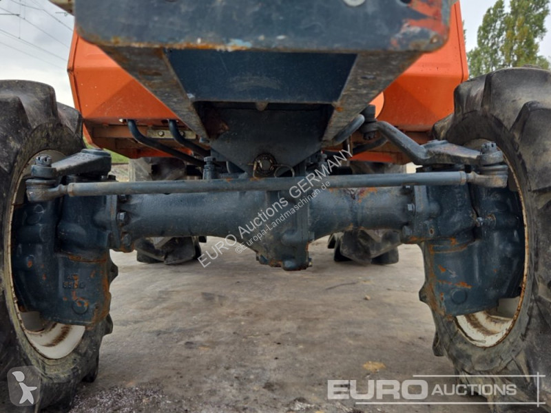 جرار زراعي Kubota B1402DT