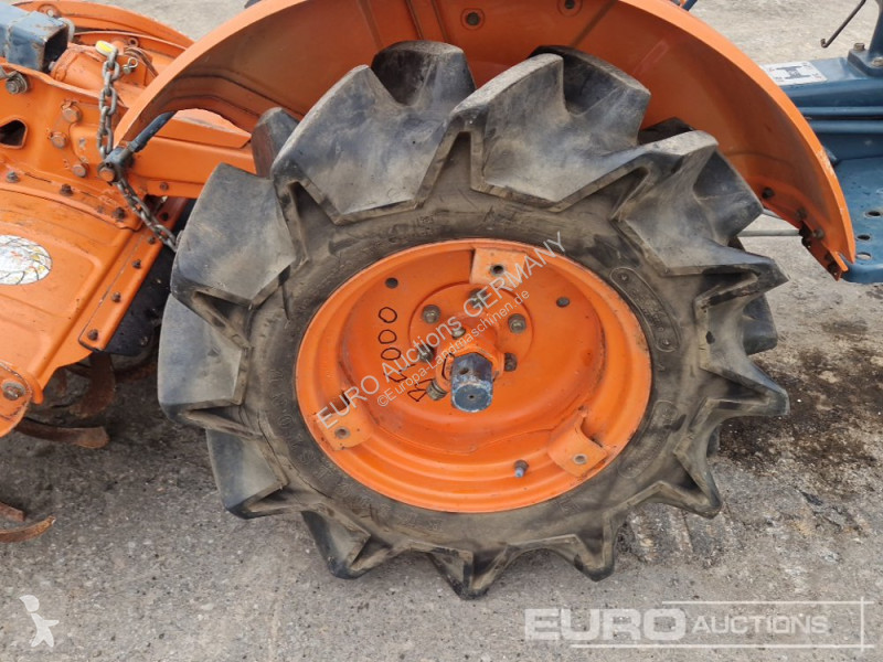 Трактор Kubota B5001