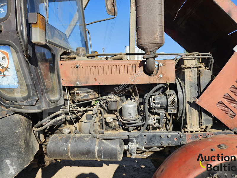 Lantbrukstraktor Belarus MTZ 1025