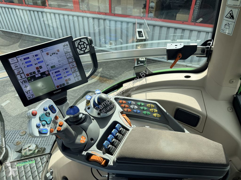Fendt 828 S4 Vario Profi Plus GPS RTK tractor
