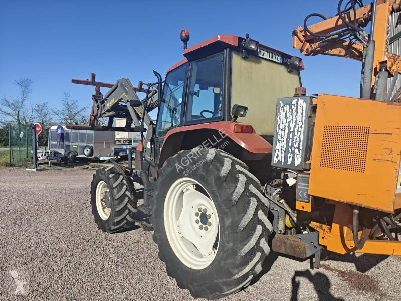 New Holland  TS90 tractor