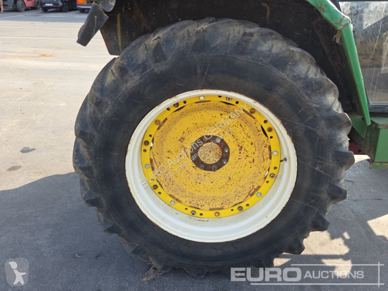 Lantbrukstraktor John Deere 2130