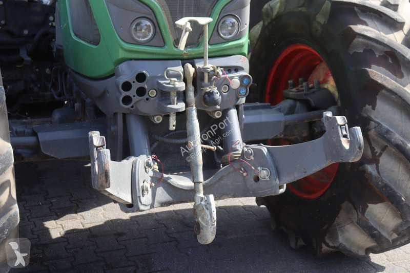 Lantbrukstraktor Fendt 716 Vario