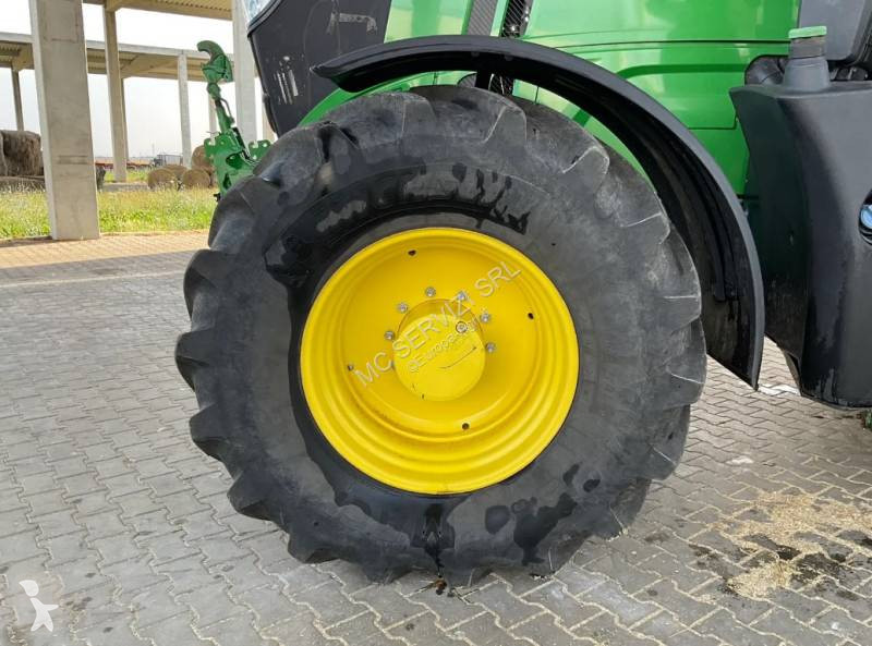 John Deere 6R 250 tractor