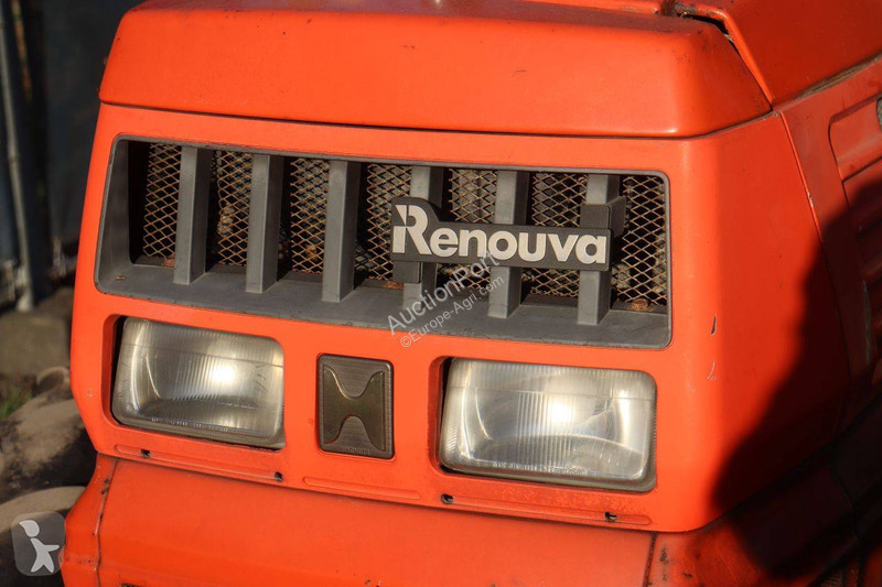 جرار زراعي Hinomoto NX320