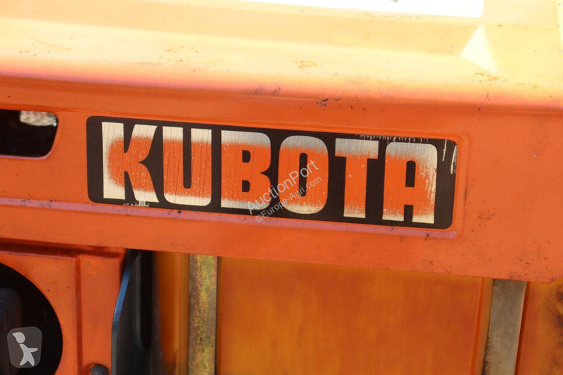 Tractor Kubota B7001