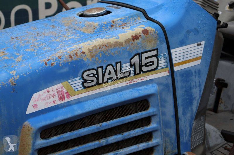 جرار زراعي Iseki SIAL15 (TF15F)