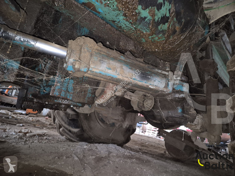 Трактор  T-150K