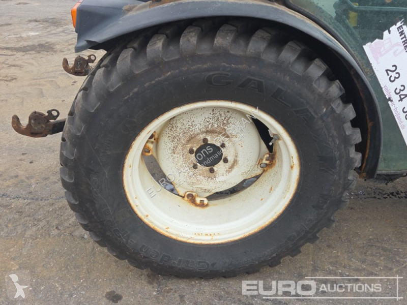 Сільськогосподарський трактор New Holland TCE55