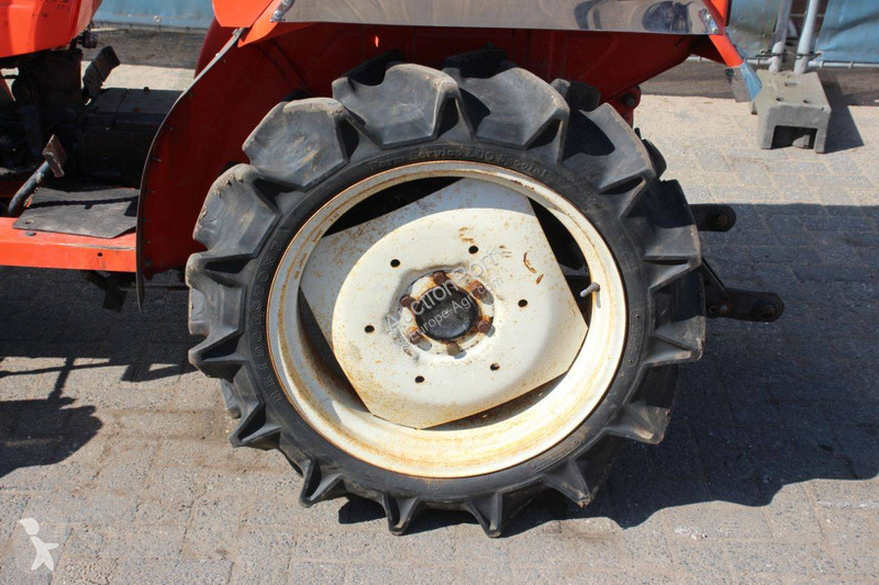 Tractor Mitsubishi MTE2000D