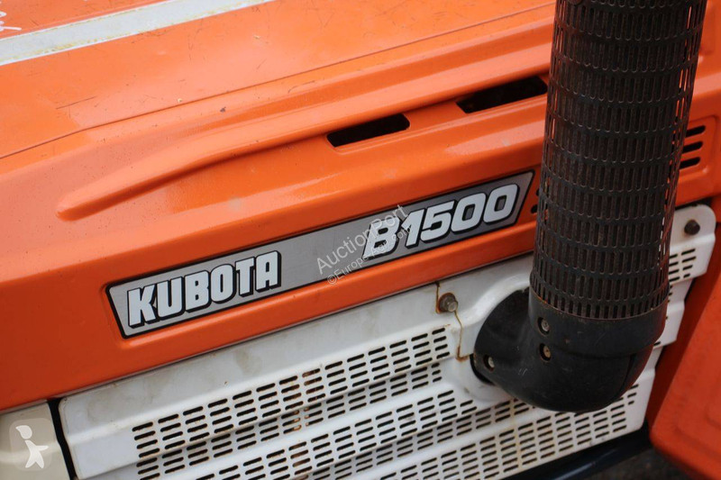 Сільськогосподарський трактор Kubota B1500DT