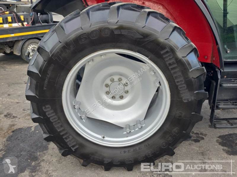 Tractor Massey Ferguson 5711