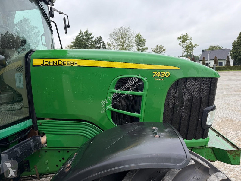 Tractor John Deere 7430 Excellent condition