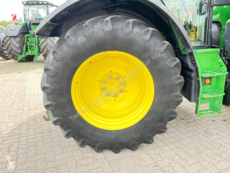 John Deere 615 tractor